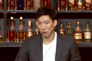 周琦预测尼克斯将3-1取胜，比赛略显松懈，马刺稳定性不足