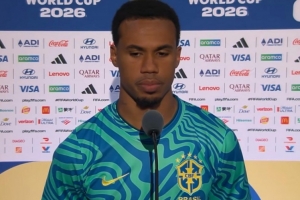 加布里埃尔:马丁内利非常勤奋,具备影响比赛的能力
