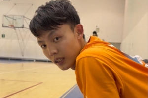 不断磨砺！徐杰赴美特训提升运投连贯性 精进控球调整投篮节奏