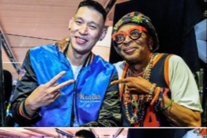 麦迪逊广场花园星光璀璨！林书豪与斯派克·李同框并互赠球衣