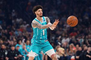 薪资专家：黄蜂队通过交易获得4077万交易特例，创NBA历史新高