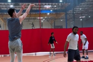 郭昊文备战NBA夏季联赛：洛杉矶最后一天，萨克拉门托待续征程