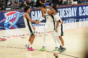 马刺连续选中文班卡斯尔和哈珀!火媒报道:NBA禁止球队连续三年获得前五顺位签