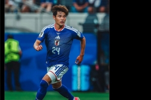 日本队以4-0战胜突尼斯，美因茨官方社交媒体恭喜佐野海舟