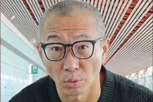 于嘉：湖人队下赛季必定晋级季后赛，他们以斯洛文尼亚模式构建球队