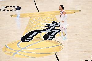 不溢价不摆烂不轮休！前球员赞赞布伦森：他是现役NBA的一股清流！