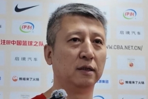 郭士强评价：杨瀚森与球队磨合良好，赵继伟身体状况优异