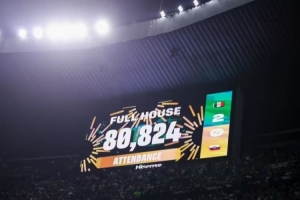狂热!80824人次涌入阿兹特克体育场,见证墨西哥2-0战胜厄瓜多尔,场面爆满!