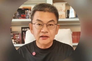 苏群表示：雄鹿对字母哥有恩义，并无丝毫亏欠；字母哥亦全力以赴回馈雄鹿
