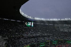 墨西哥对厄瓜多尔比赛因雷暴推迟,此前法国半场中断超2小时