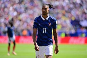 奥利塞本赛季俱乐部与国家队总助攻达30次，领跑五大联赛球员