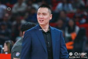 卢伟展现未来名帅潜力,激活上海超级大球市,对CBA益处良多