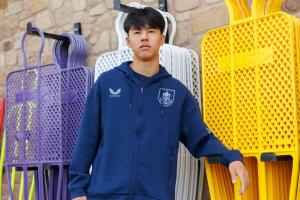 19岁张家鸣正式加入英格兰伯恩利，下赛季将代表U21球队参加PL2比赛